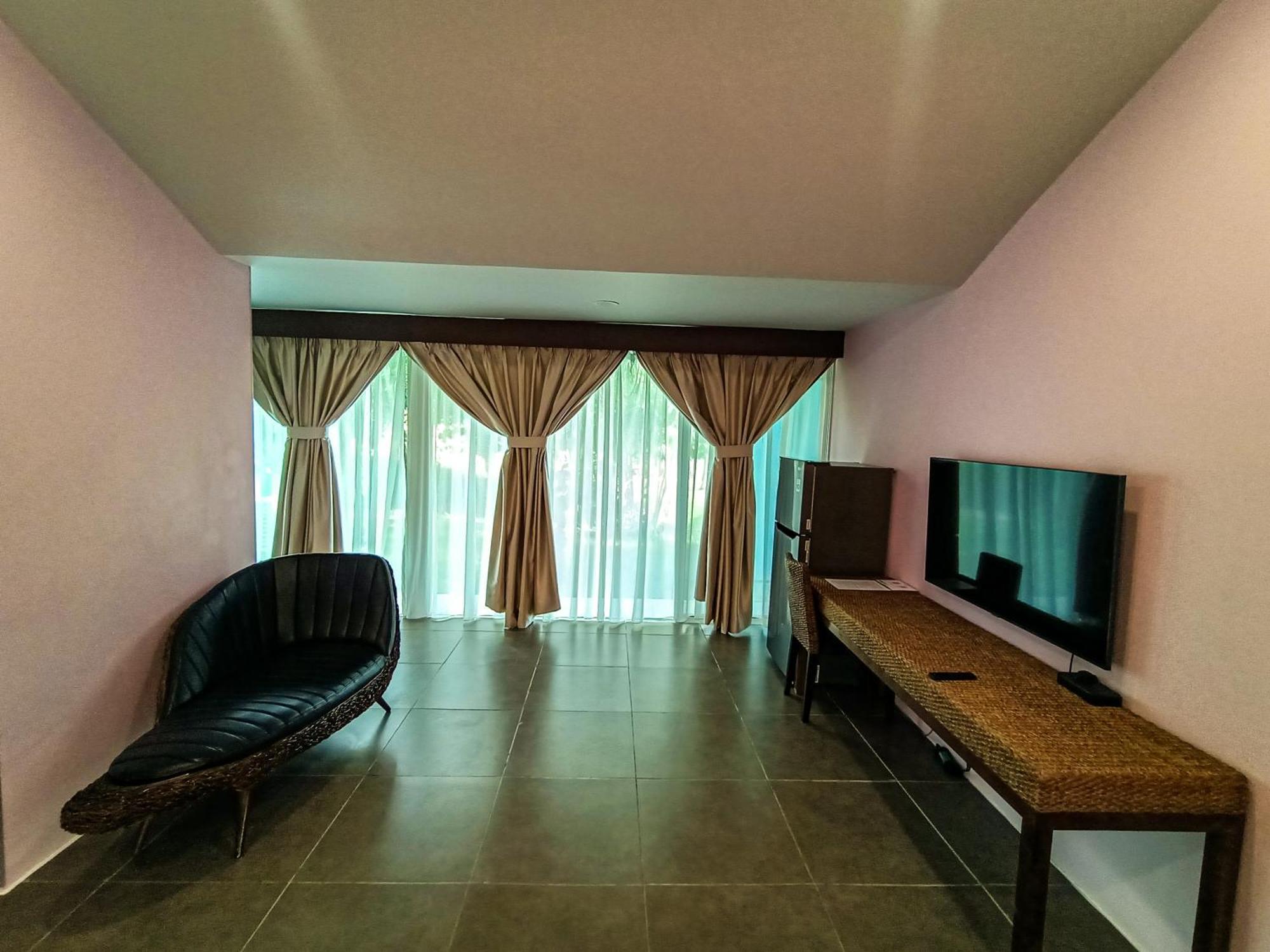 Artitaya Borneo Golf & Resort Papar Екстериор снимка