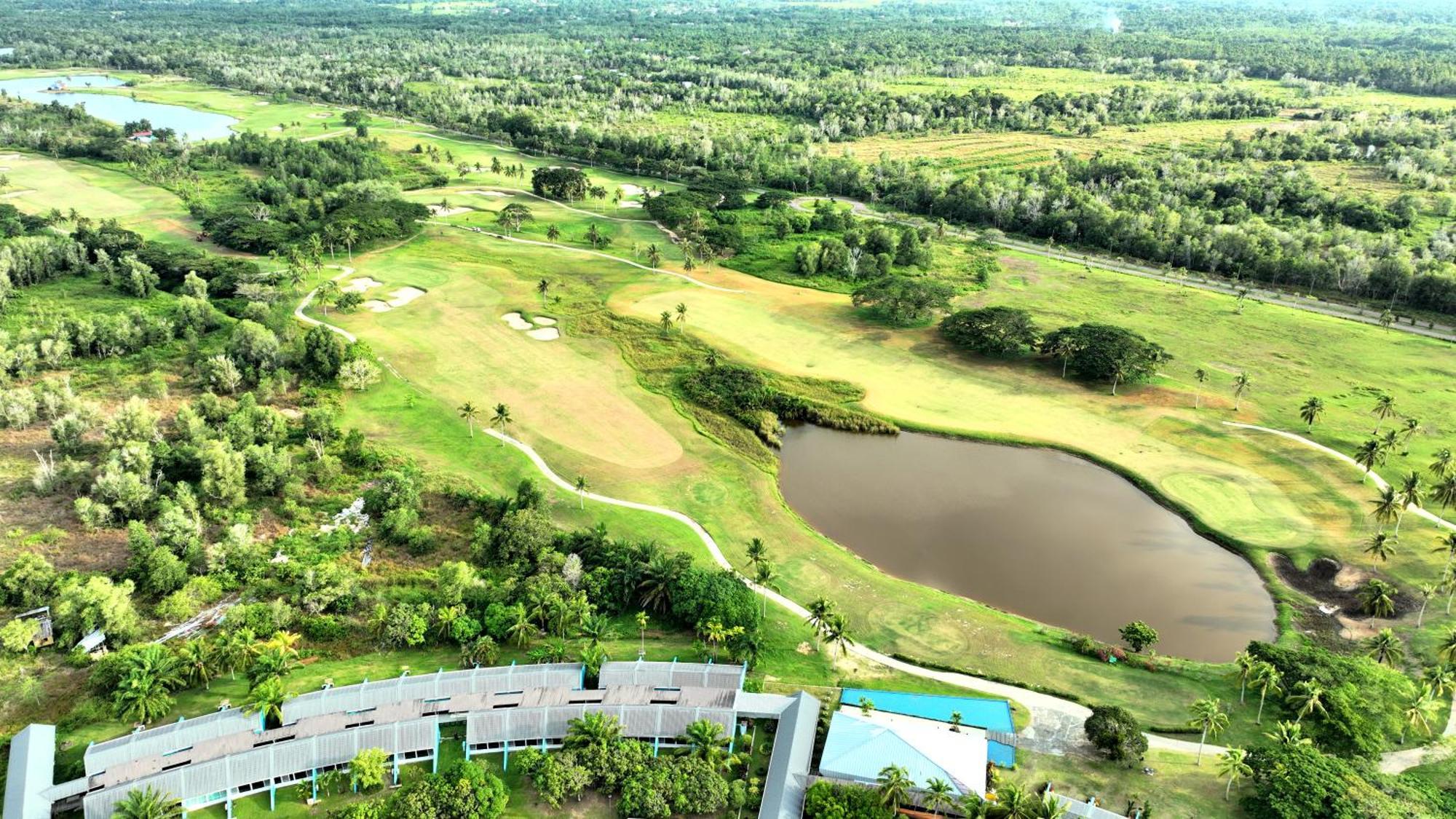 Artitaya Borneo Golf & Resort Papar Екстериор снимка