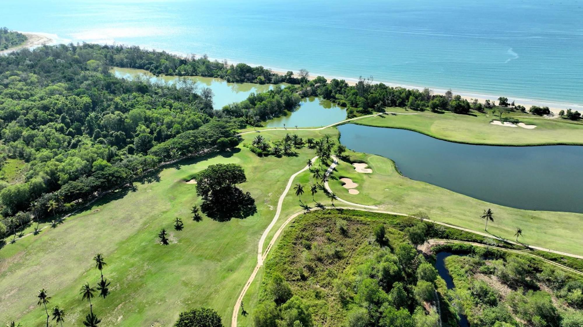 Artitaya Borneo Golf & Resort Papar Екстериор снимка