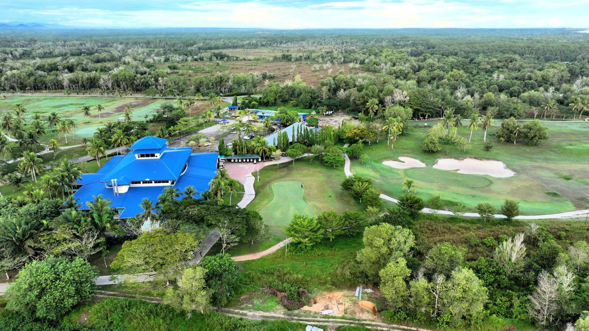 Artitaya Borneo Golf & Resort Papar Екстериор снимка